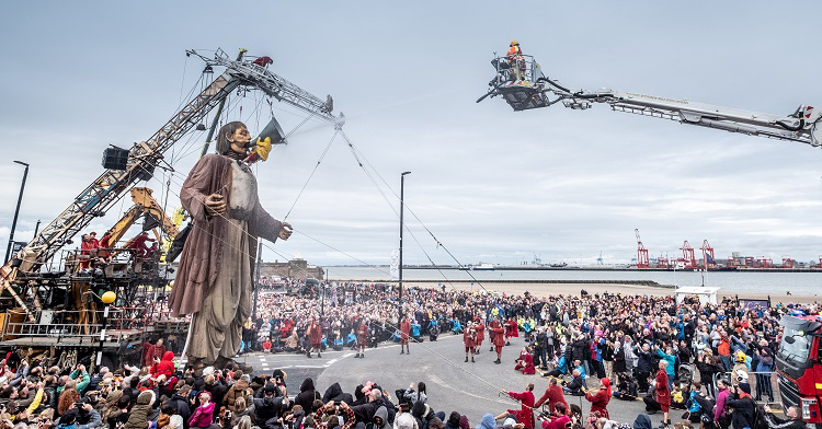Giants spectacular